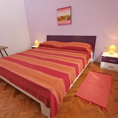 Fuer 7 Personen Ca 90 Qm In Pula, Istrien Istrische Riviera Apartment *