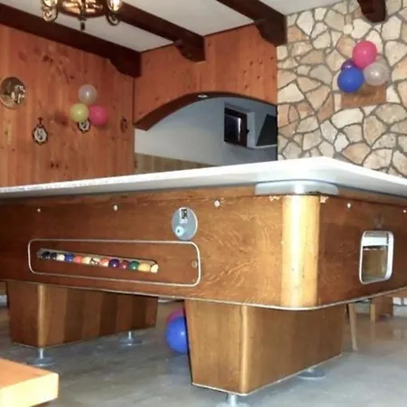 Fuer 7 Personen Ca 90 Qm In Pula, Istrien Istrische Riviera Apartment *